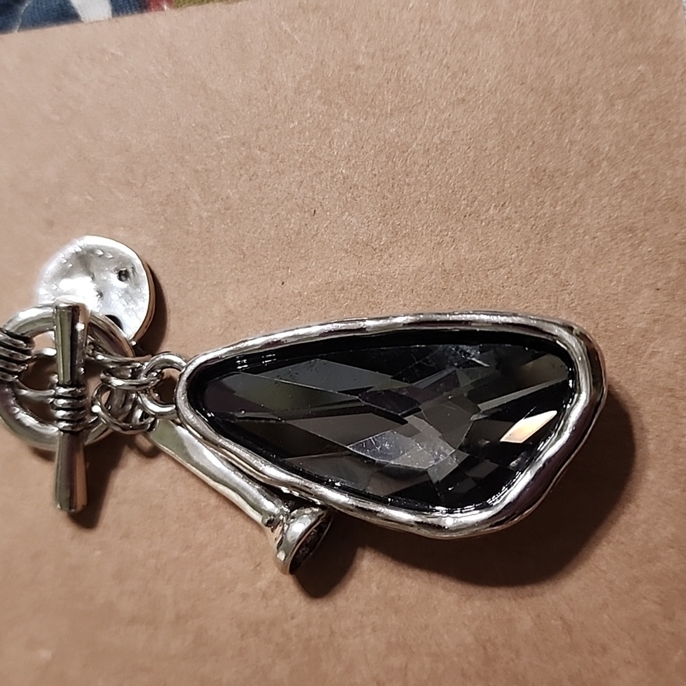 Long  Gray Beveled Pendant Necklace - Picture 7 of 7